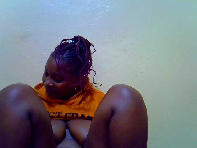 Live sex webcam photo for Molly-22 #294156104