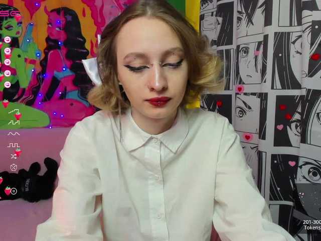 Live sex webcam photo for Molly-Queen #275458182