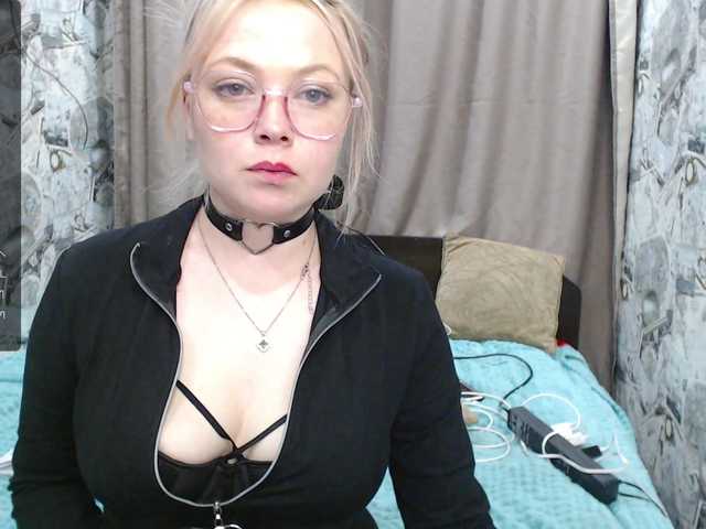 Live sex webcam photo for Molly-Sweet #277921659