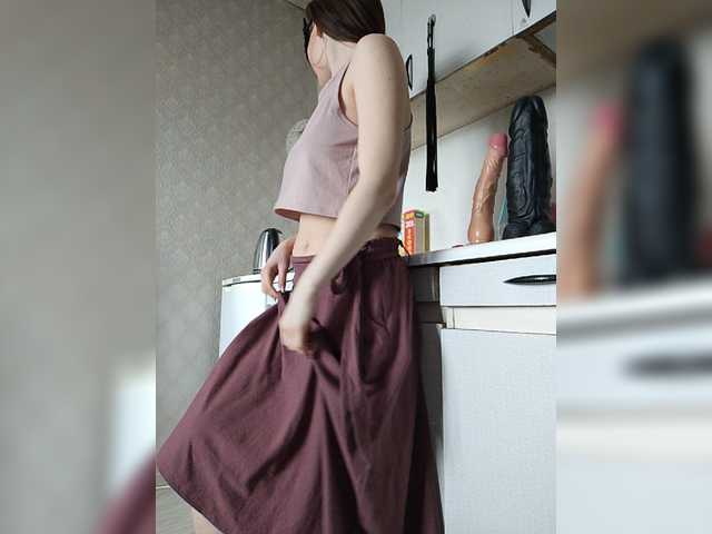 Live sex webcam photo for Molly-sex #272998107