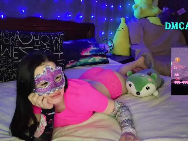 Live sex webcam photo for Molly-sex #291362970