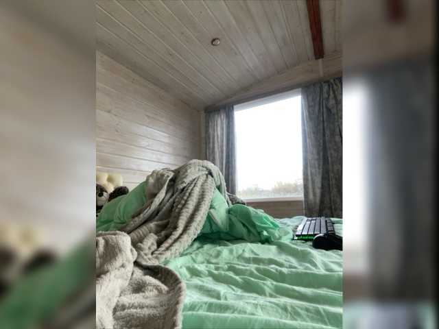 Live sex webcam photo for Molly69x #276781391