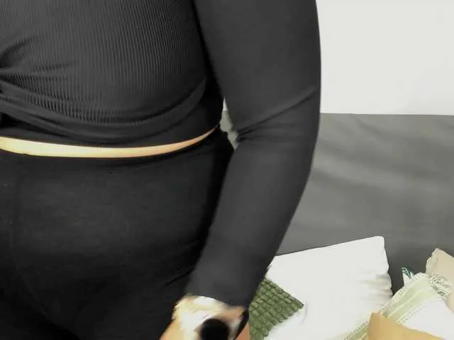 Live sex webcam photo for MollyBeauty #275479826