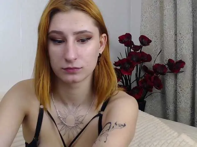 Live sex webcam photo for MollyGentles #273560533