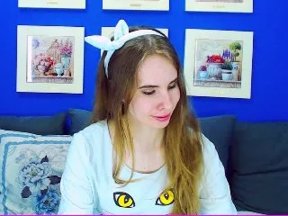 Live sex webcam photo for MollyKit #154418779