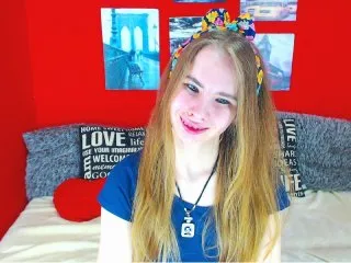 Live sex webcam photo for MollyKit #154498687