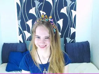 Live sex webcam photo for MollyKit #154588676