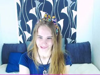 Live sex webcam photo for MollyKit #154590482
