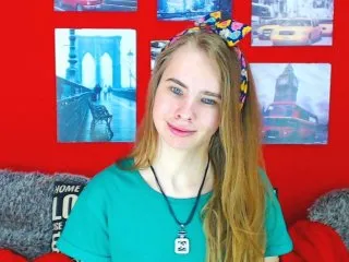 Live sex webcam photo for MollyKit #154685632