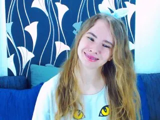 Live sex webcam photo for MollyKit #155305379