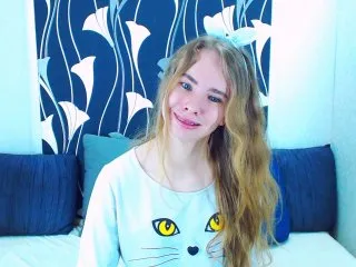 Live sex webcam photo for MollyKit #155306549