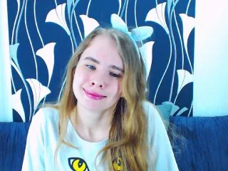 Live sex webcam photo for MollyKit #155309357