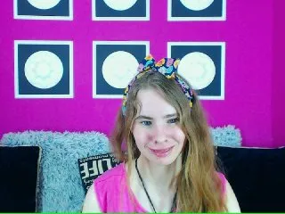 Live sex webcam photo for MollyKit #155421654