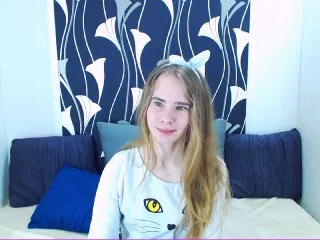 Live sex webcam photo for MollyKit #155569970
