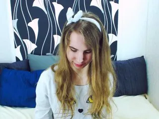 Live sex webcam photo for MollyKit #155773464