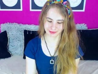 Live sex webcam photo for MollyKit #156662192