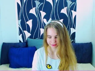 Live sex webcam photo for MollyKit #156781771