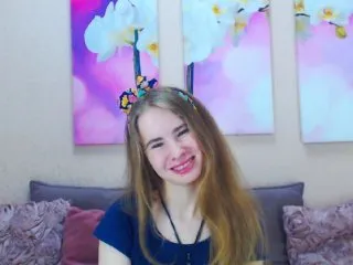 Live sex webcam photo for MollyKit #156823372