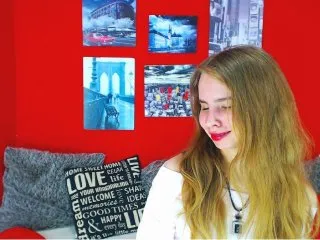 Live sex webcam photo for MollyKit #157488075
