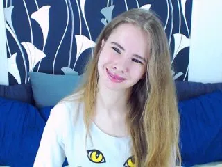 Live sex webcam photo for MollyKit #157590927