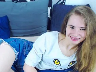 Live sex webcam photo for MollyKit #157596045