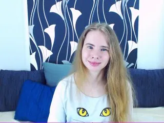 Live sex webcam photo for MollyKit #157643401