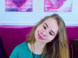 Live sex webcam photo for MollyKit #157897040