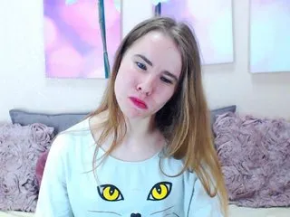Live sex webcam photo for MollyKit #159081544