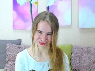 Live sex webcam photo for MollyKit #159681705