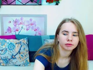 Live sex webcam photo for MollyKit #159692952