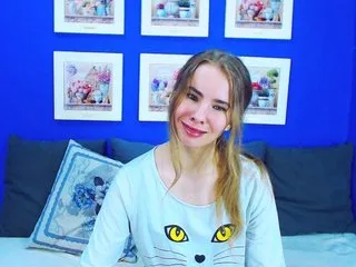 Live sex webcam photo for MollyKit #159864100