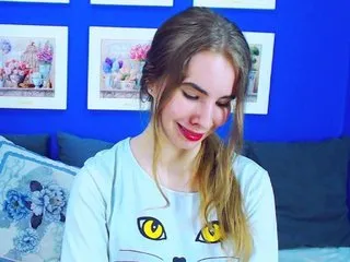 Live sex webcam photo for MollyKit #159875546