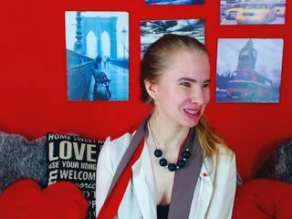 Live sex webcam photo for MollyKit #160014395