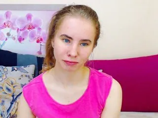 Live sex webcam photo for MollyKit #160384119