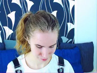 Live sex webcam photo for MollyKit #160502130