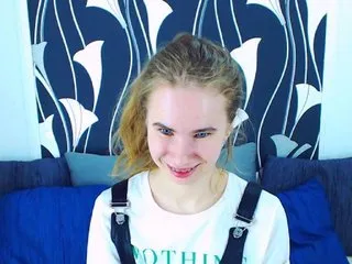 Live sex webcam photo for MollyKit #160508066