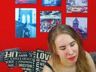 Live sex webcam photo for MollyKit #161098087