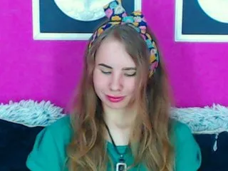 Live sex webcam photo for MollyKit #161397084