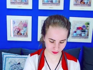 Live sex webcam photo for MollyKit #161637199