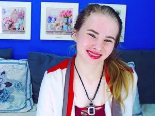 Live sex webcam photo for MollyKit #161651924