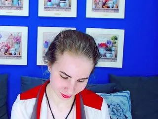 Live sex webcam photo for MollyKit #161654791
