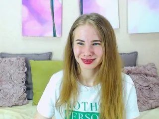 Live sex webcam photo for MollyKit #161956800
