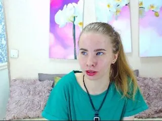 Live sex webcam photo for MollyKit #162071835
