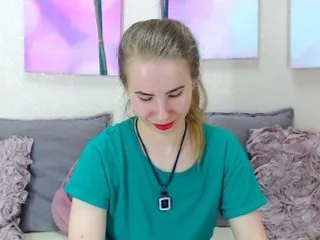 Live sex webcam photo for MollyKit #162075725