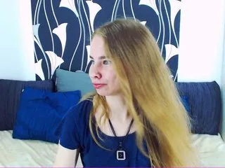 Live sex webcam photo for MollyKit #162296618