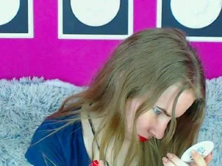 Live sex webcam photo for MollyKit #162355303