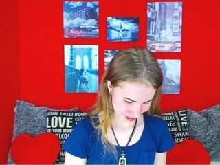 Live sex webcam photo for MollyKit #162593487