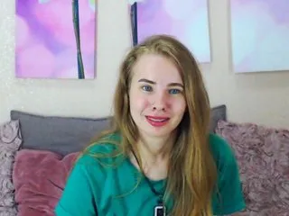 Live sex webcam photo for MollyKit #163307583