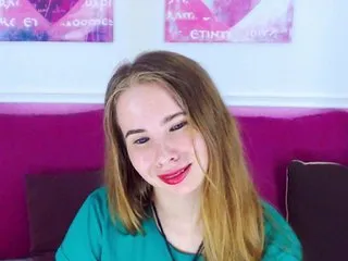 Live sex webcam photo for MollyKit #163561156