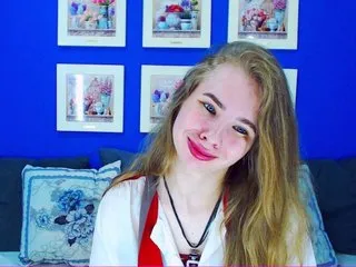 Live sex webcam photo for MollyKit #163697955